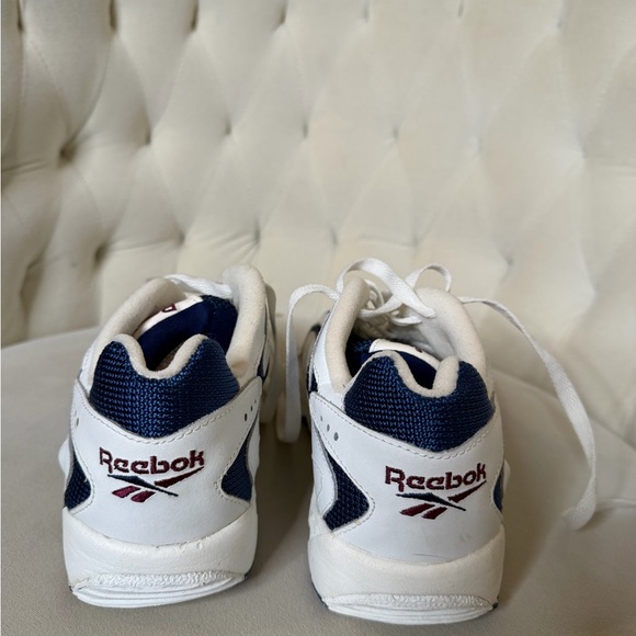 Vintage Reebok “Dad” Sneakers White And Blue. Old School Retro Casual. Women’s 7 - Picture 4 of 8